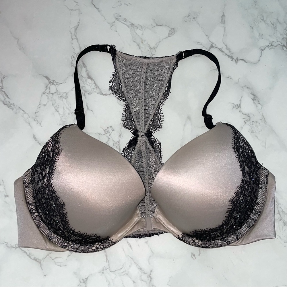 Victoria’s Secret Very Sexy Push Up Bra 34C